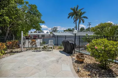 205 Highland Avenue #2, Bradenton Beach, FL 34217 - Photo 24