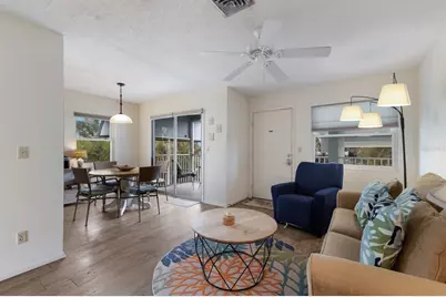 205 Highland Avenue #2, Bradenton Beach, FL 34217 - Photo 10