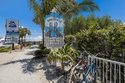 205 Highland Avenue #2, Bradenton Beach, FL 34217 - Photo 28
