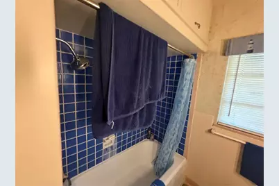 705 33rd Street Court W #A, Bradenton, FL 34205 - Photo 6