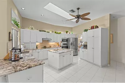 832 Carnoustie Drive, Venice, FL 34293 - Photo 6