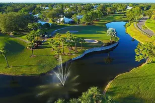 832 Carnoustie Dr, Venice, FL 34293 - Photo 36