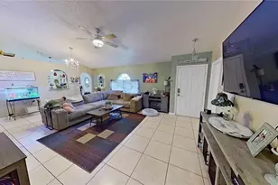 1031 Brenton Leaf Dr, Ruskin, FL 33570 - Photo 4