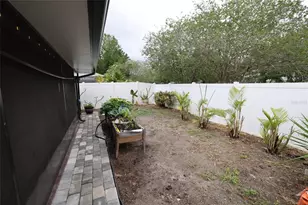 1031 Brenton Leaf Dr, Ruskin, FL 33570 - Photo 30