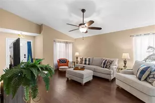 2144 Hatteras Point, Lakeland, FL 33813 - Photo 4