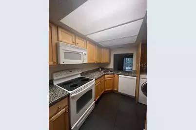 3700 S Osprey Avenue #221, Sarasota, FL 34239 - Photo 2