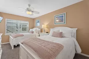 1332 Siesta Bayside Dr, Sarasota, FL 34242 - Photo 34