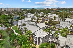 1332 Siesta Bayside Dr, Sarasota, FL 34242 - Photo 46