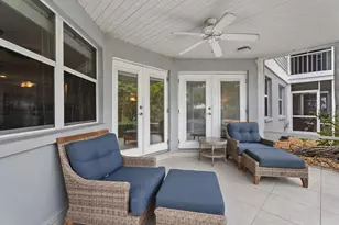 1332 Siesta Bayside Dr, Sarasota, FL 34242 - Photo 36