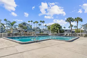 1332 Siesta Bayside Dr, Sarasota, FL 34242 - Photo 54