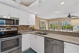 1332 Siesta Bayside Dr, Sarasota, FL 34242 - Photo 18