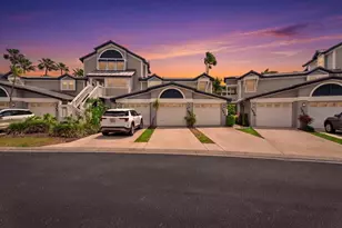 1332 Siesta Bayside Dr, Sarasota, FL 34242 - Photo 2