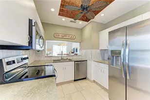 9620 Club S Cir, Sarasota, FL 34238 - Photo 12