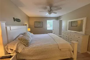 3866 59th Ave W, Bradenton, FL 34210 - Photo 8