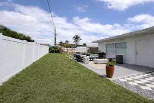 3602 Cambridge Dr W, Bradenton, FL 34205 - Photo 24