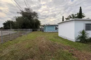 5619 Sunshine Park Dr, New Port Richey, FL 34652 - Photo 12