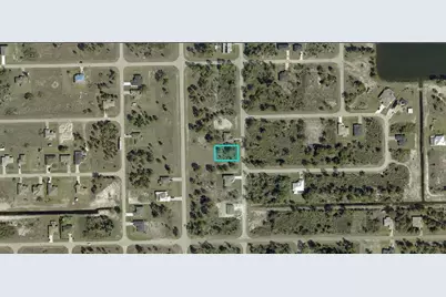 1024 Maxwell Avenue S, Lehigh Acres, FL 33974 - Photo 2