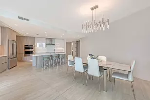 301 Quay Commons, Sarasota, FL 34236 - Photo 14