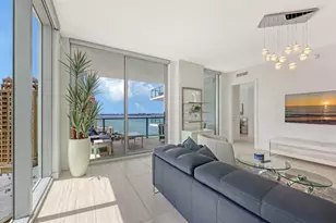 301 Quay Commons, Sarasota, FL 34236 - Photo 18