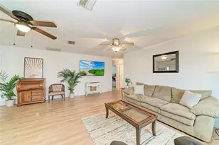 2713 11th Ave W, Bradenton, FL 34205 - Photo 8