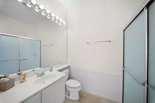 7687 Uliva Way, Sarasota, FL 34238 - Photo 18