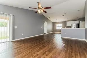 1435 Piney Branch Cir, Valrico, FL 33594 - Photo 6