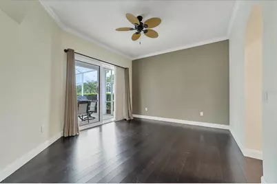 11709 Clubhouse Drive, Lakewood Ranch, FL 34202 - Photo 20