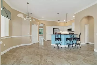 11709 Clubhouse Drive, Lakewood Ranch, FL 34202 - Photo 16