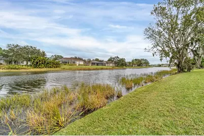 11709 Clubhouse Drive, Lakewood Ranch, FL 34202 - Photo 32