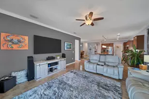 19851 Quisto St, Venice, FL 34293 - Photo 10