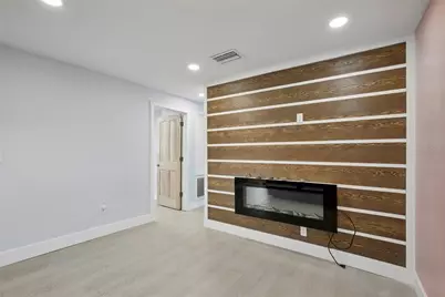 1712 3rd Avenue W, Palmetto, FL 34221 - Photo 6