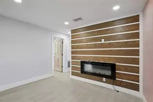 1712 3rd Ave W, Palmetto, FL 34221 - Photo 6