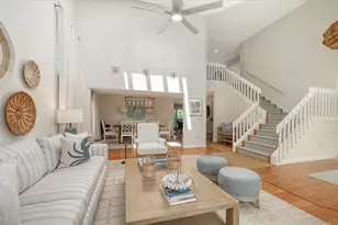 476 Meadow Lark Dr, Sarasota, FL 34236 - Photo 8