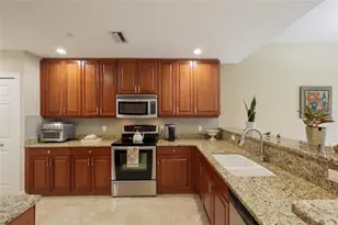 5591 Cannes Cir, Sarasota, FL 34231 - Photo 14