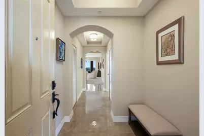 5591 Cannes Circle #502, Sarasota, FL 34231 - Photo 4