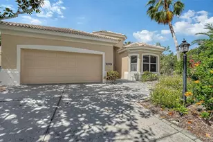 9000 Willow Brook Dr, Sarasota, FL 34238 - Photo 2