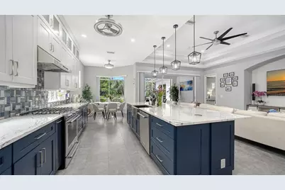 9000 Willow Brook Drive, Sarasota, FL 34238 - Photo 2