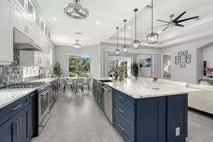 9000 Willow Brook Dr, Sarasota, FL 34238 - Photo 2