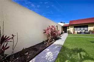 1218 56th St W, Bradenton, FL 34209 - Photo 2
