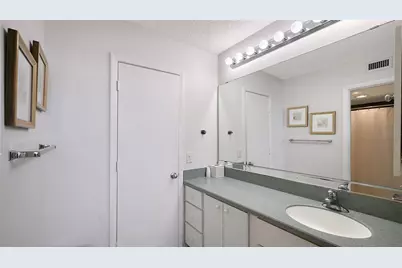 2045 Gulf Of Mexico Drive #M1-511, Longboat Key, FL 34228 - Photo 20