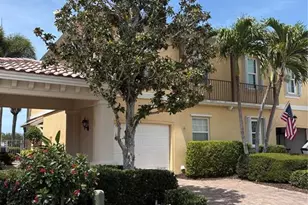 1500 Burgos Dr, Sarasota, FL 34238 - Photo 2