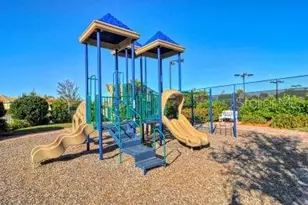 1500 Burgos Dr, Sarasota, FL 34238 - Photo 36