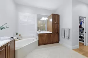12323 Thornhill Ct, Lakewood Ranch, FL 34202 - Photo 26