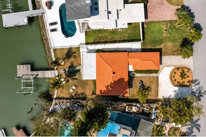 14184 W Parsley Drive, Madeira Beach, FL 33708 - Photo 2