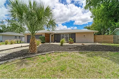 3720 Allenwood Street, Sarasota, FL 34232 - Photo 2