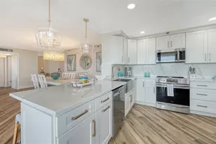 6294 Bahia Del Mar Cir, Saint Petersburg, FL 33715 - Photo 8