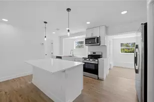 561 Yale Rd, Venice, FL 34293 - Photo 4