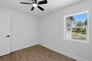 561 Yale Rd, Venice, FL 34293 - Photo 6