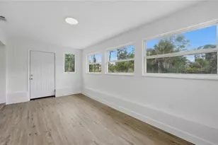 561 Yale Rd, Venice, FL 34293 - Photo 10