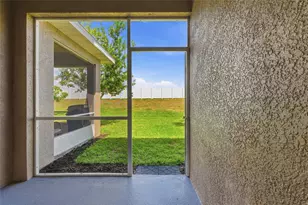 1386 Grantham Dr, Sarasota, FL 34234 - Photo 30